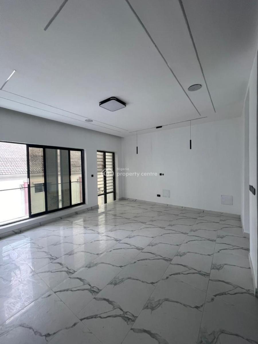 4 Bedroom Terrace Duplex with a Bq and Swimming Pool, Osapa, Lekki, Lagos, Terraced Duplex for Sale