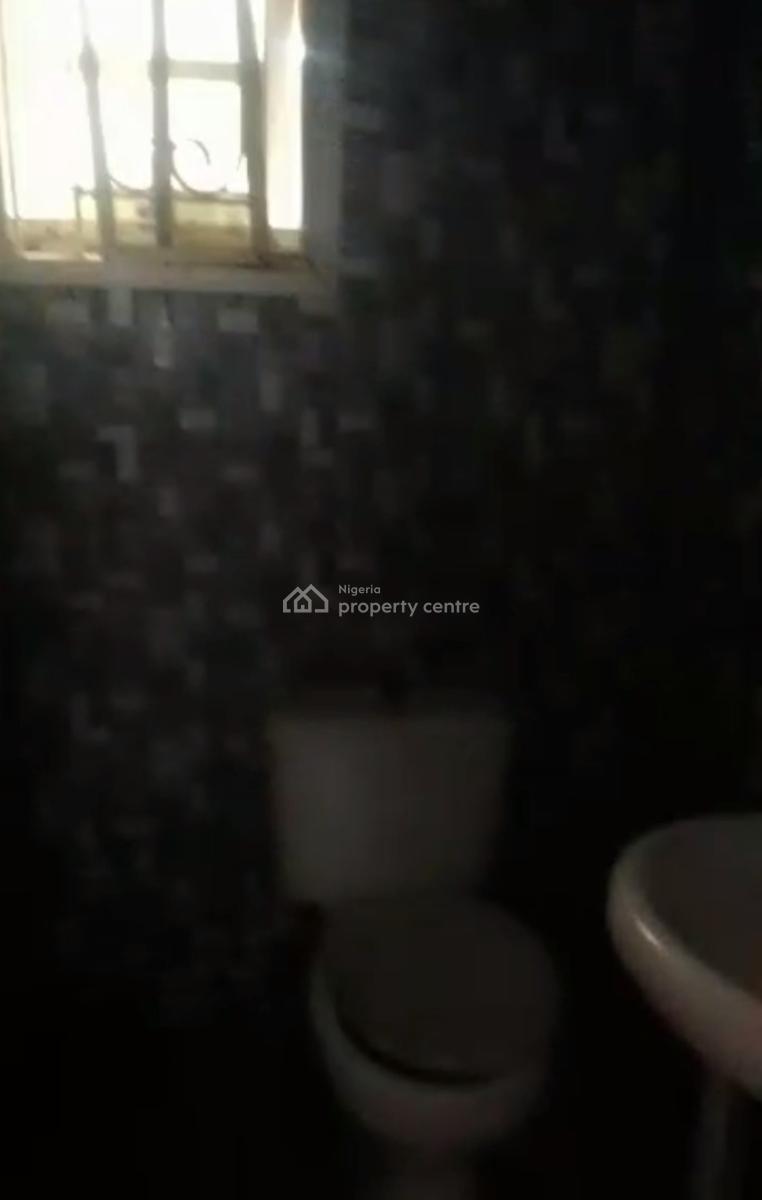 Decent 2 Bedroom Apartment, 3 Minute Drive to Luth, Ilasamaja, Mushin, Lagos, Flat / Apartment for Rent