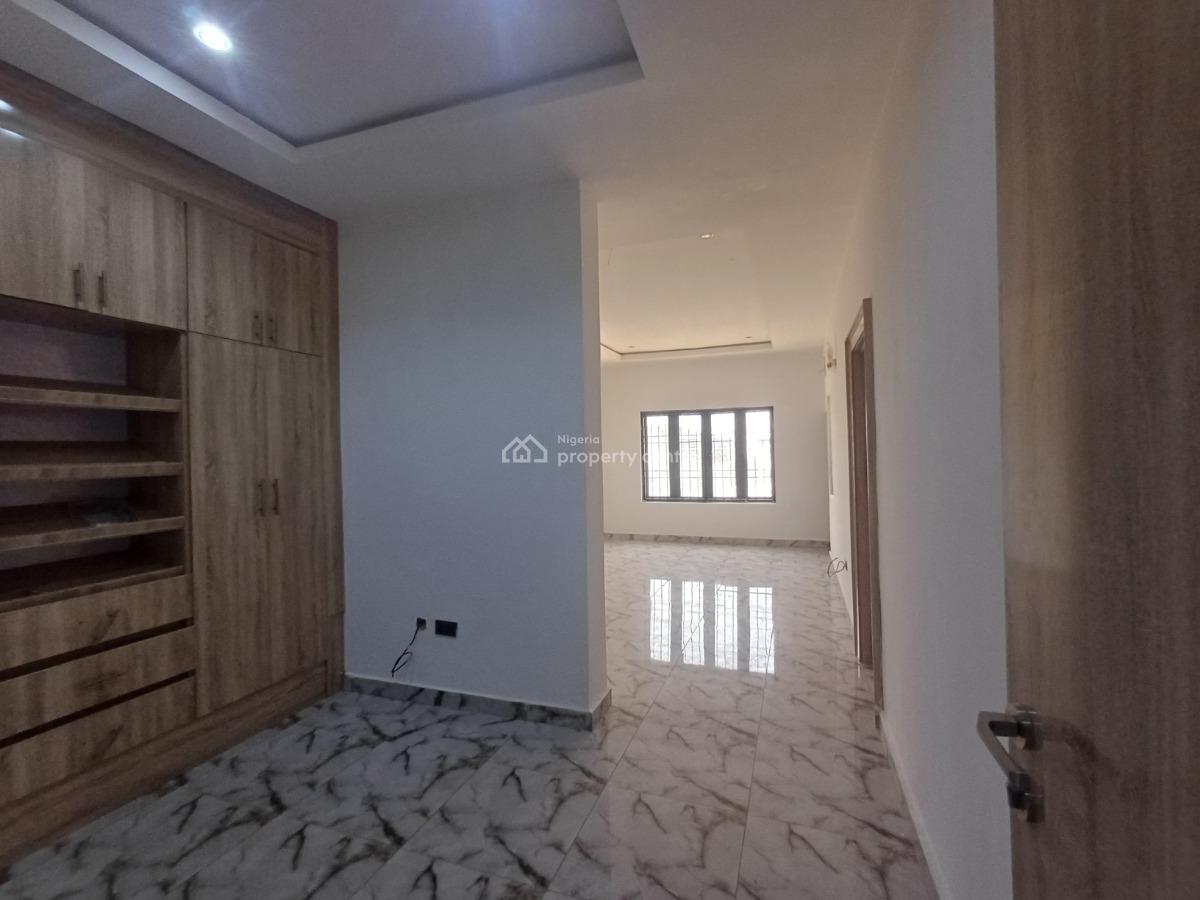Lovely Brand New 4 Bedroom Terrace Duplex with Bq, Guzape District, Abuja, Terraced Duplex for Rent
