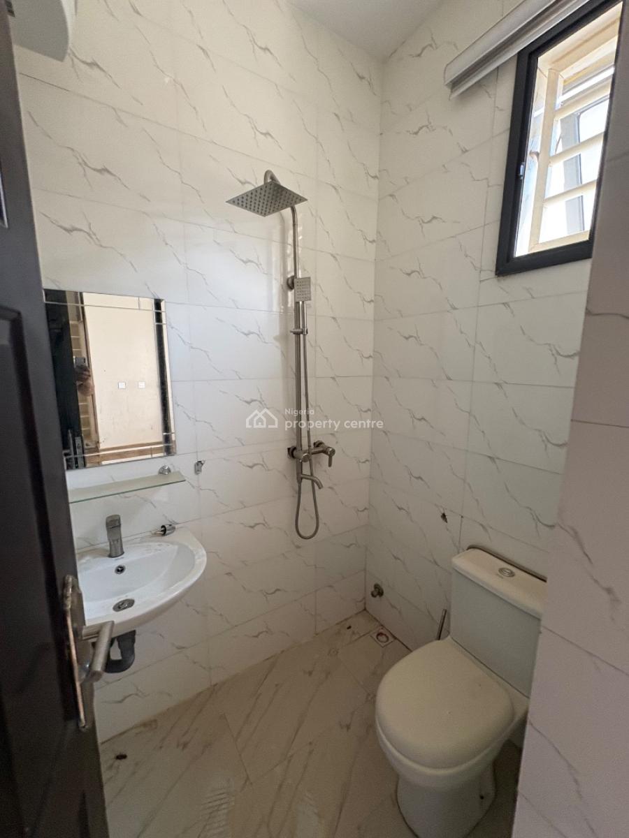 Luxury Built 2-bedroom Flat, Von Axis, Lugbe District, Abuja, Flat / Apartment for Rent