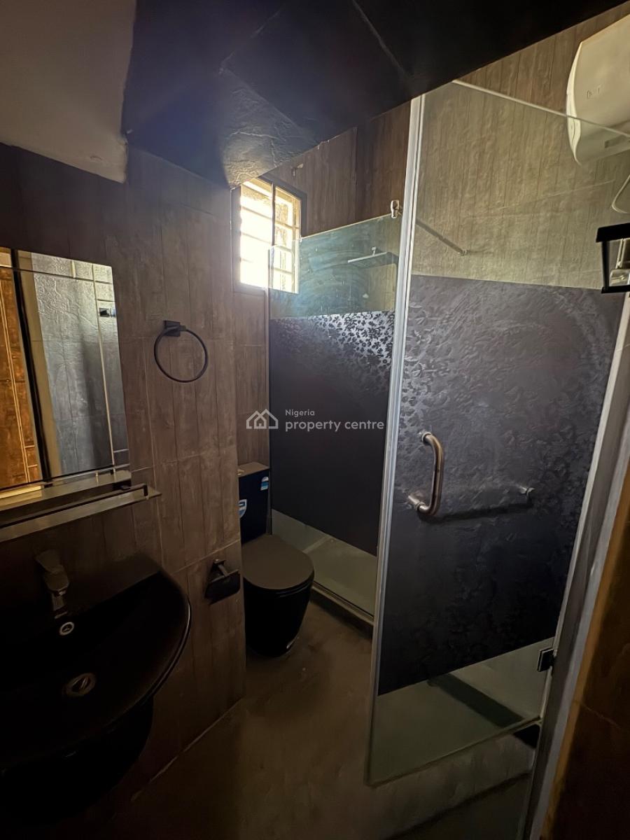 Luxury Built 2-bedroom Flat, Von Axis, Lugbe District, Abuja, Flat / Apartment for Rent