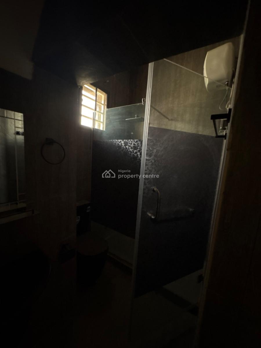 Luxury Built 2-bedroom Flat, Von Axis, Lugbe District, Abuja, Flat / Apartment for Rent