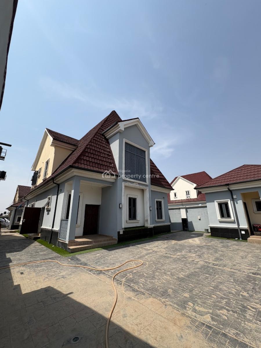 Luxury Built 2-bedroom Flat, Von Axis, Lugbe District, Abuja, Flat / Apartment for Rent