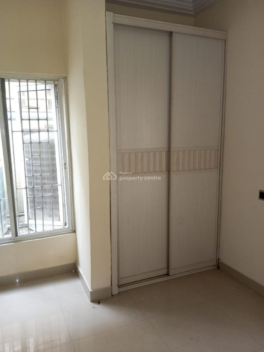 3 Bedroom Luxury Spacious Apartment, Osapa, Lekki, Lagos, Flat / Apartment for Rent