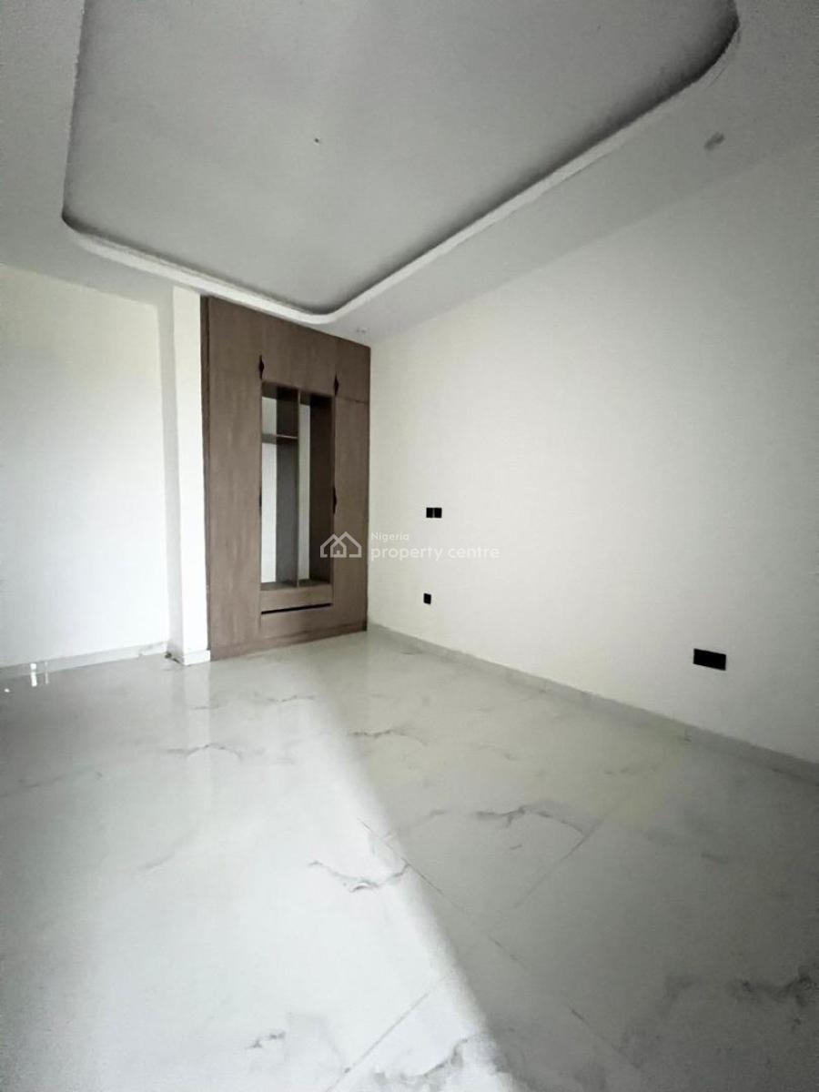 2 Bedroom Flat, Lekki Phase 1, Lekki, Lagos, Block of Flats for Sale