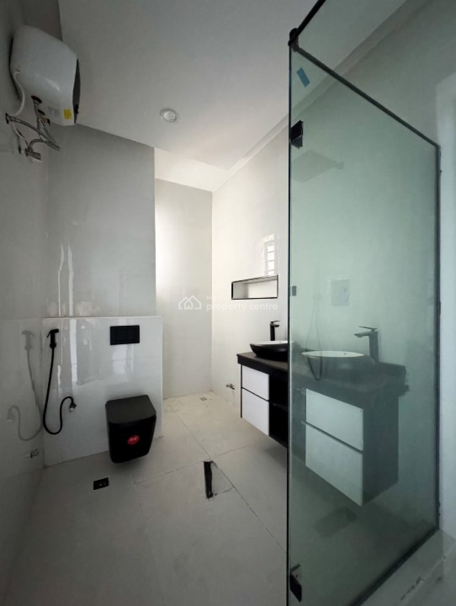 4 Bedroom Semi-detached Duplex in a Secure Estate, Lekki, Lagos, Semi-detached Duplex for Sale