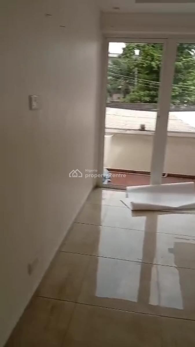 Spacious 4 Bedroom Semi-detached House with 3bqs, Off Adeola Odekun, Victoria Island (vi), Lagos, Office Space for Rent