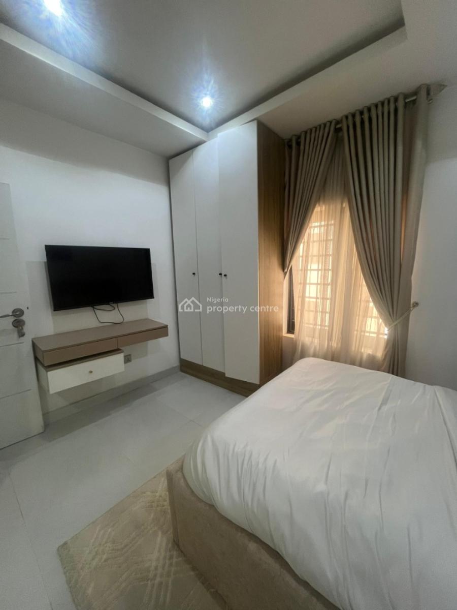 Luxe Serenity in The Heart of Power 2bedroom Flat, Presidential Villa Or Aso Villa, Asokoro District, Abuja, Flat / Apartment for Rent