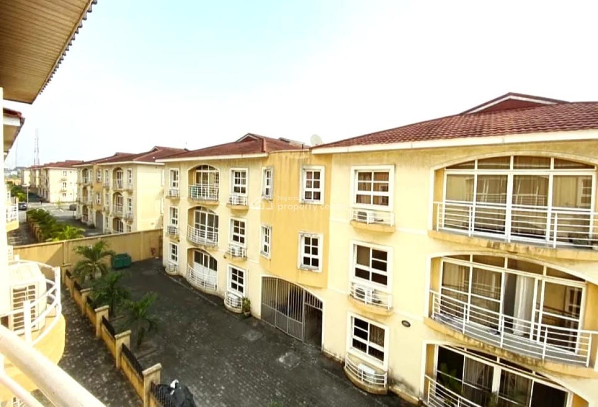 Spacious 3 Bedroom Apartment, Milverton Estate, Osapa, Lekki, Lagos, Flat / Apartment for Sale