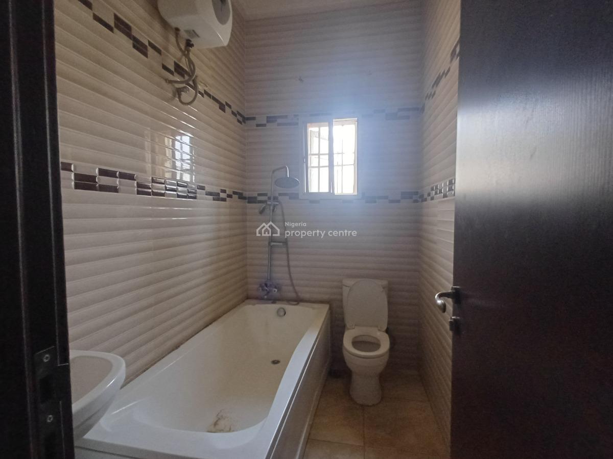 Lovely 4 Bedroom Terrace Duplex with Bq, Guzape District, Abuja, Terraced Duplex for Rent