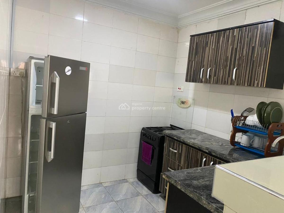 Luxurious 2bedroom Apartment, Off Isaac John Gra, Ikeja Gra, Ikeja, Lagos, Flat / Apartment Short Let