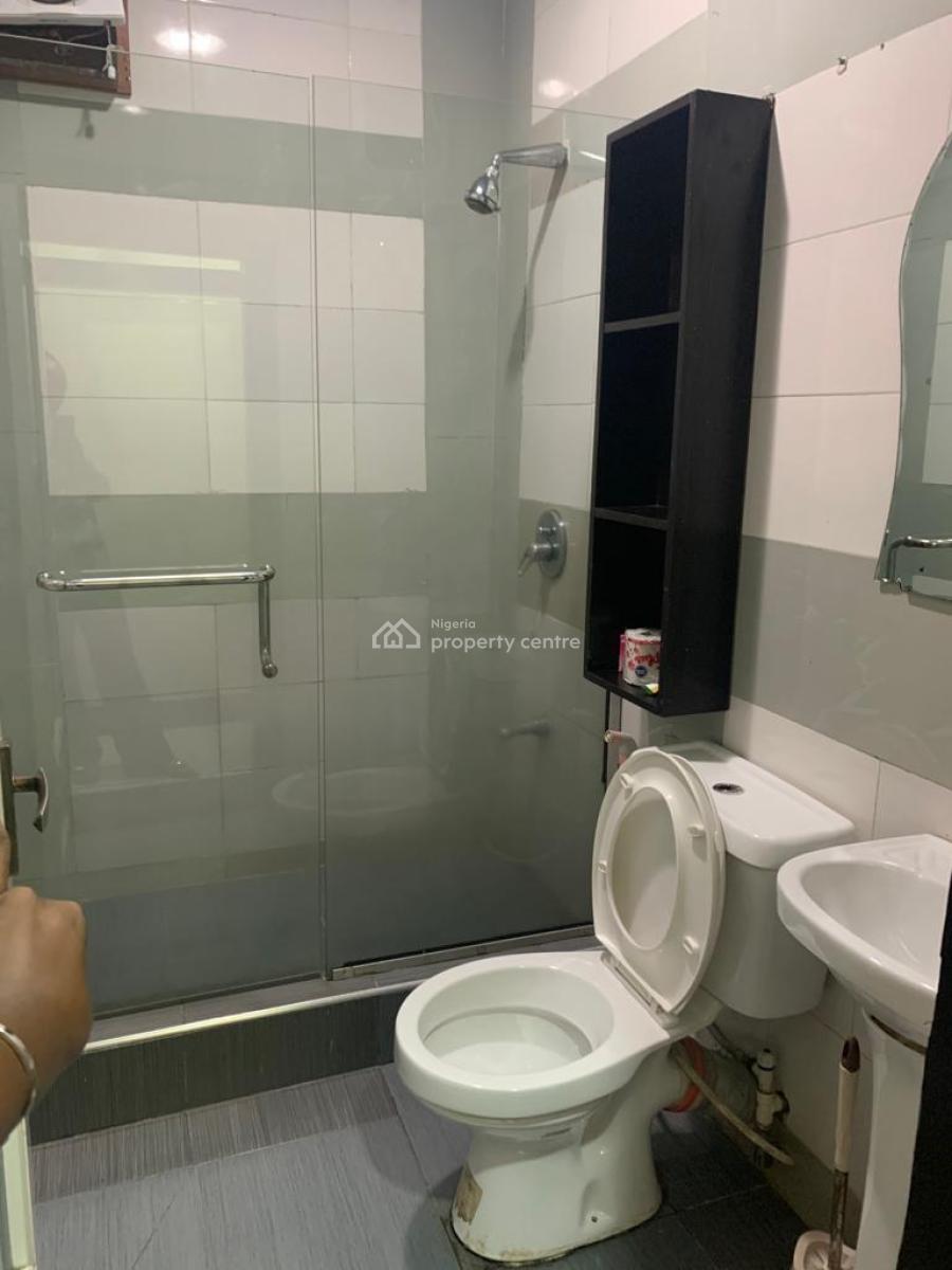 Luxurious 2bedroom Apartment, Off Isaac John Gra, Ikeja Gra, Ikeja, Lagos, Flat / Apartment Short Let