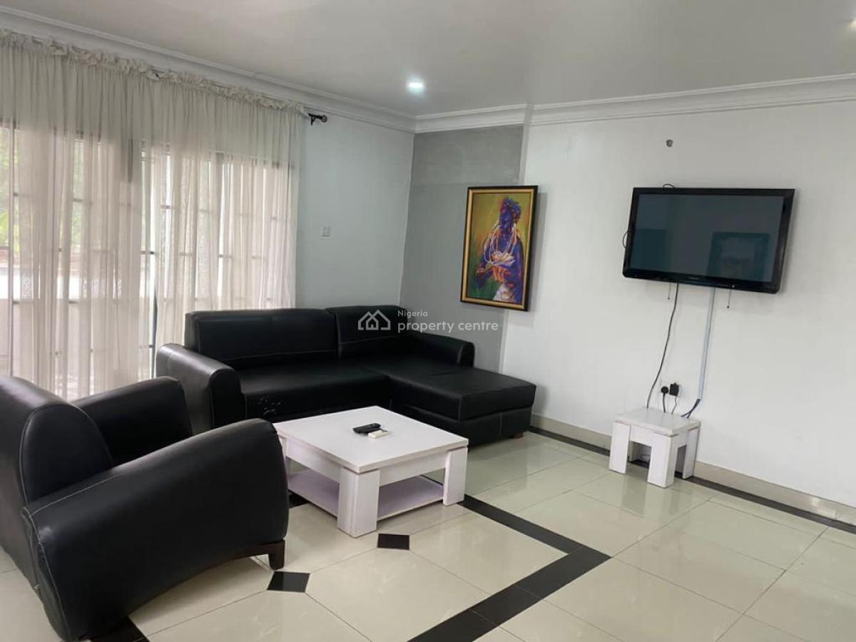 Luxurious 2bedroom Apartment, Off Isaac John Gra, Ikeja Gra, Ikeja, Lagos, Flat / Apartment Short Let