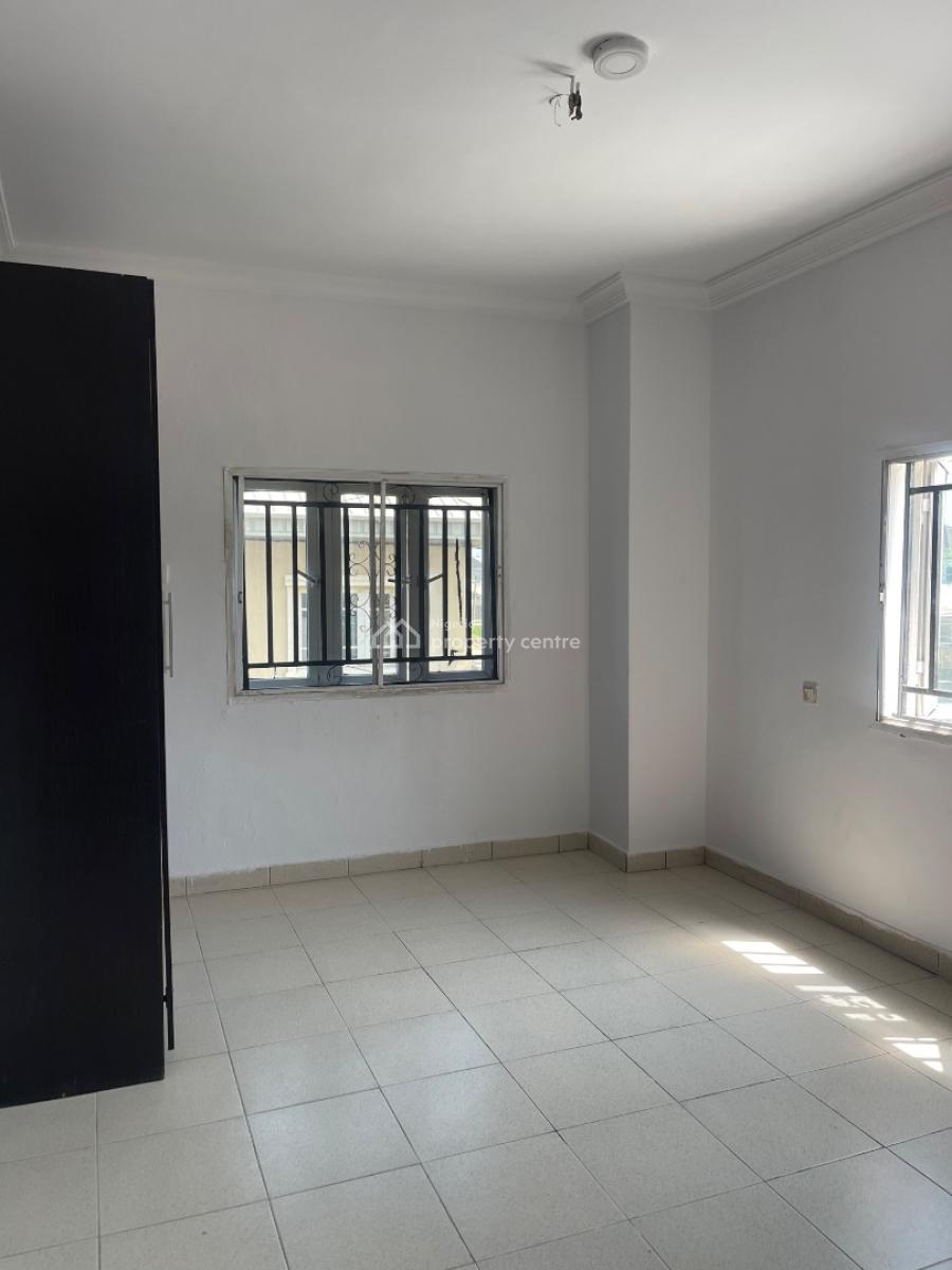 3 Bedroom Apartment, New Road, Lekki, Lagos, Flat / Apartment for Rent