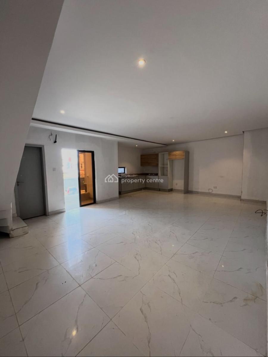 2 Bedroom Maisonette Apartment with Amazing Facilities, Lekki Phase 1, Lekki, Lagos, House for Rent