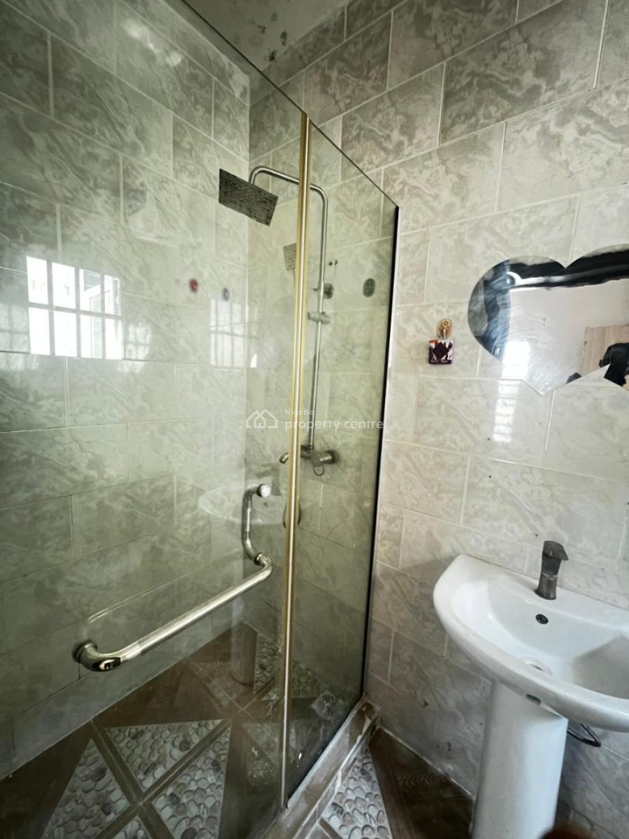 a Very Spacious Room in a Duplex Sharing Just Kitchen, Orchid Road, Lekki, Lagos, Self Contain (single Rooms) for Rent