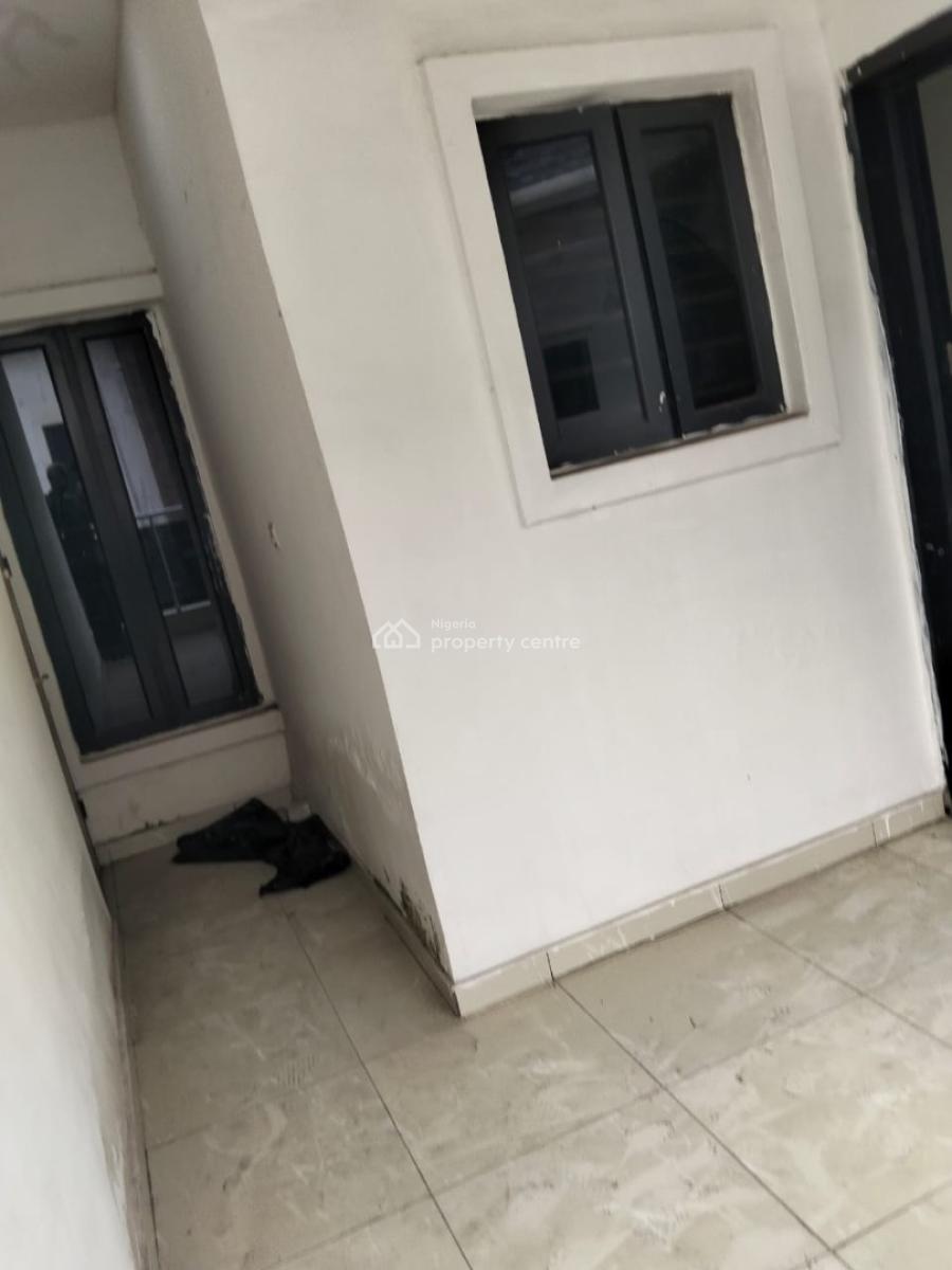 Masters Bedroom Sharing Just Kitchen, Orchid Road, Lekki, Lagos, Self Contain (single Rooms) for Rent