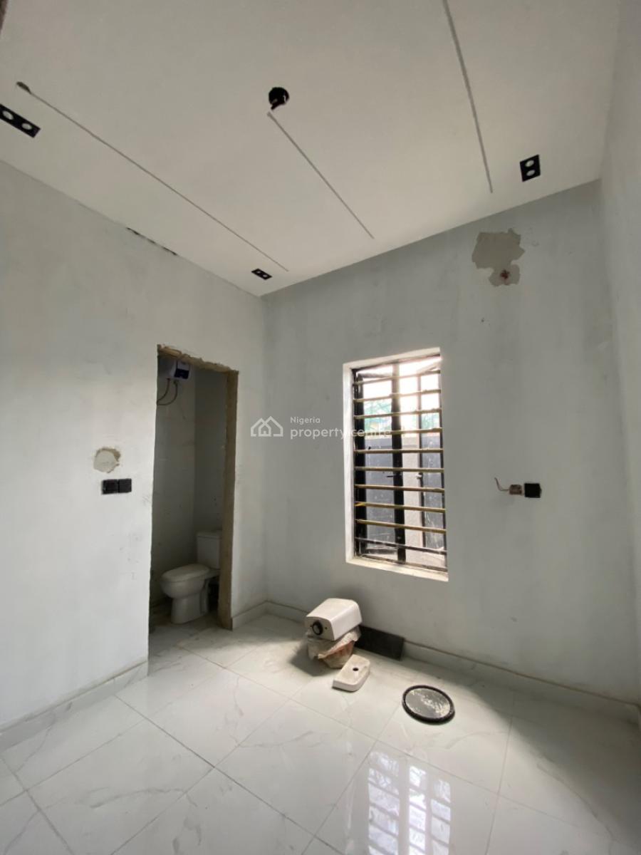 4 Bedroom Semi Detached Duplex with Bq, New Road, Ologolo, Lekki, Lagos, Semi-detached Duplex for Sale