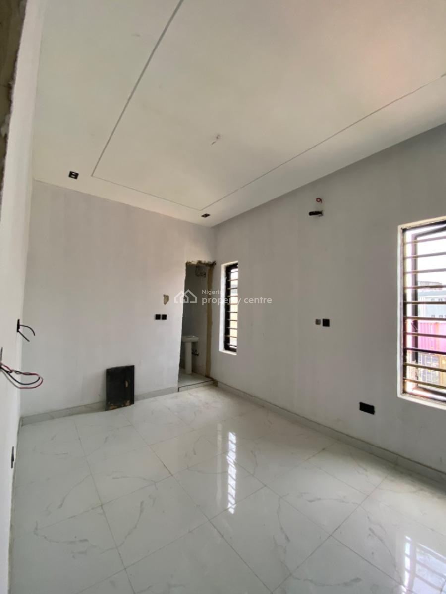 4 Bedroom Semi Detached Duplex with Bq, New Road, Ologolo, Lekki, Lagos, Semi-detached Duplex for Sale