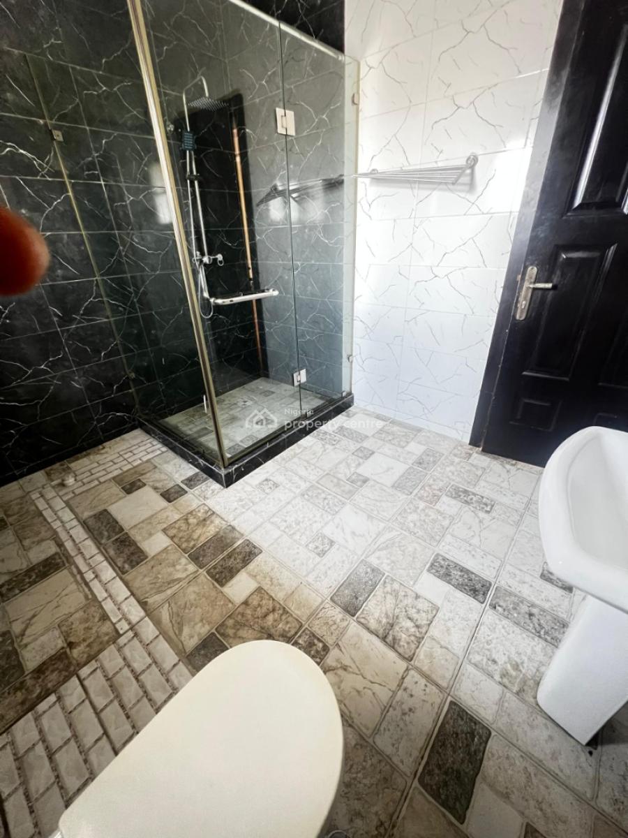 a Well Maintained 4 Bedroom Terrace Duplex with a Penthouse, Orchid Road Before The Round About, Lekki, Lagos, Terraced Duplex for Rent