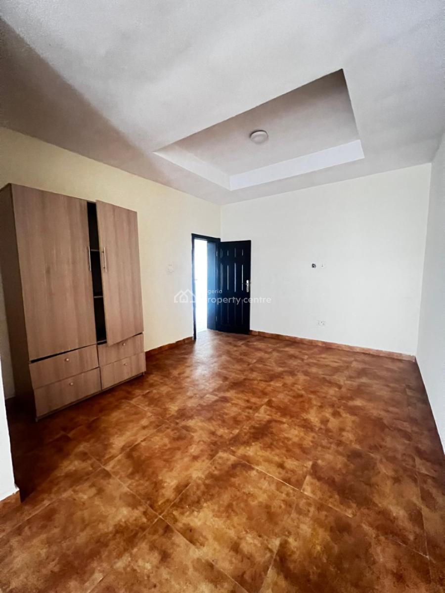 a Well Maintained 4 Bedroom Terrace Duplex with a Penthouse, Orchid Road Before The Round About, Lekki, Lagos, Terraced Duplex for Rent