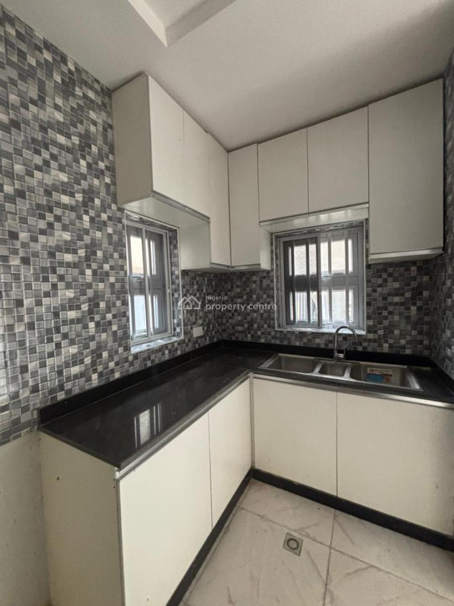 4 Bedroom Share Apartment, Orchid Road, Lekki, Lagos, Self Contain (single Rooms) for Rent