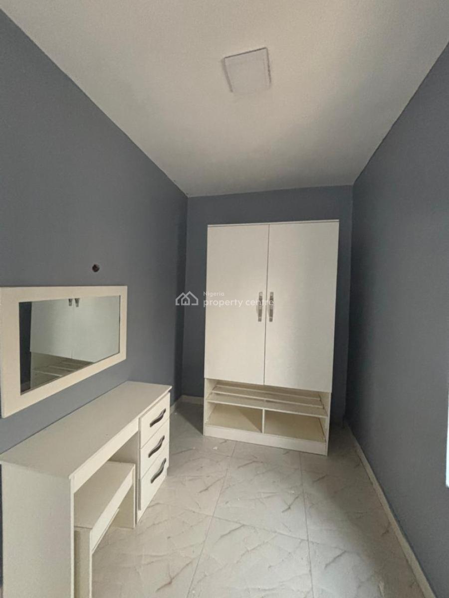 4 Bedroom Share Apartment, Orchid Road, Lekki, Lagos, Self Contain (single Rooms) for Rent