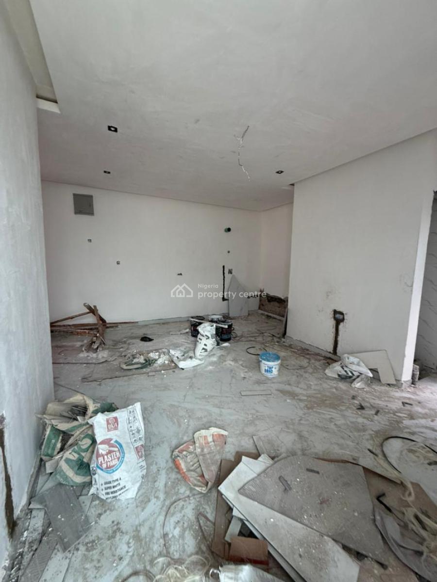 Exquisite 2 Bedroom Flat, Fola Agoro, Yaba, Lagos, Block of Flats for Sale