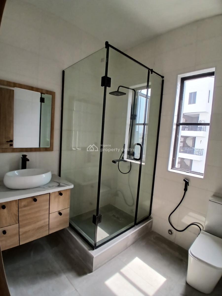 Tastefully Finished and Newly Built and Serviced with 24/7 Power Suppl, Lekki Phase 1, Lekki, Lagos, Flat / Apartment for Rent