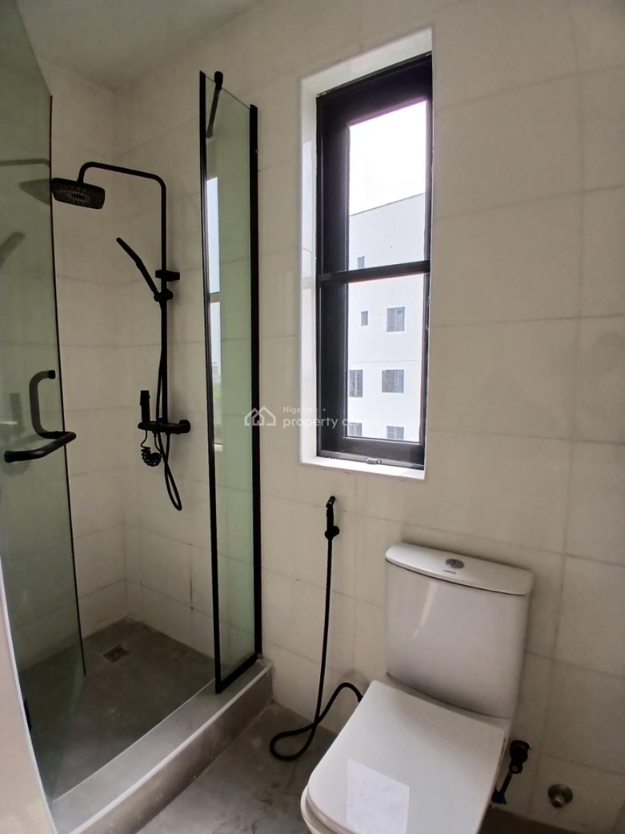 Tastefully Finished and Newly Built and Serviced with 24/7 Power Suppl, Lekki Phase 1, Lekki, Lagos, Flat / Apartment for Rent