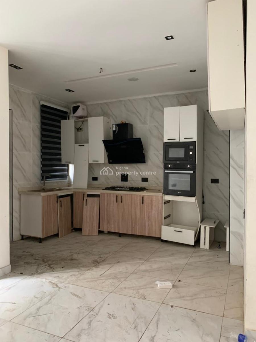 Beautiful 2 Bedroom Apartment, Ologolo, Lekki, Lagos, Flat / Apartment for Rent