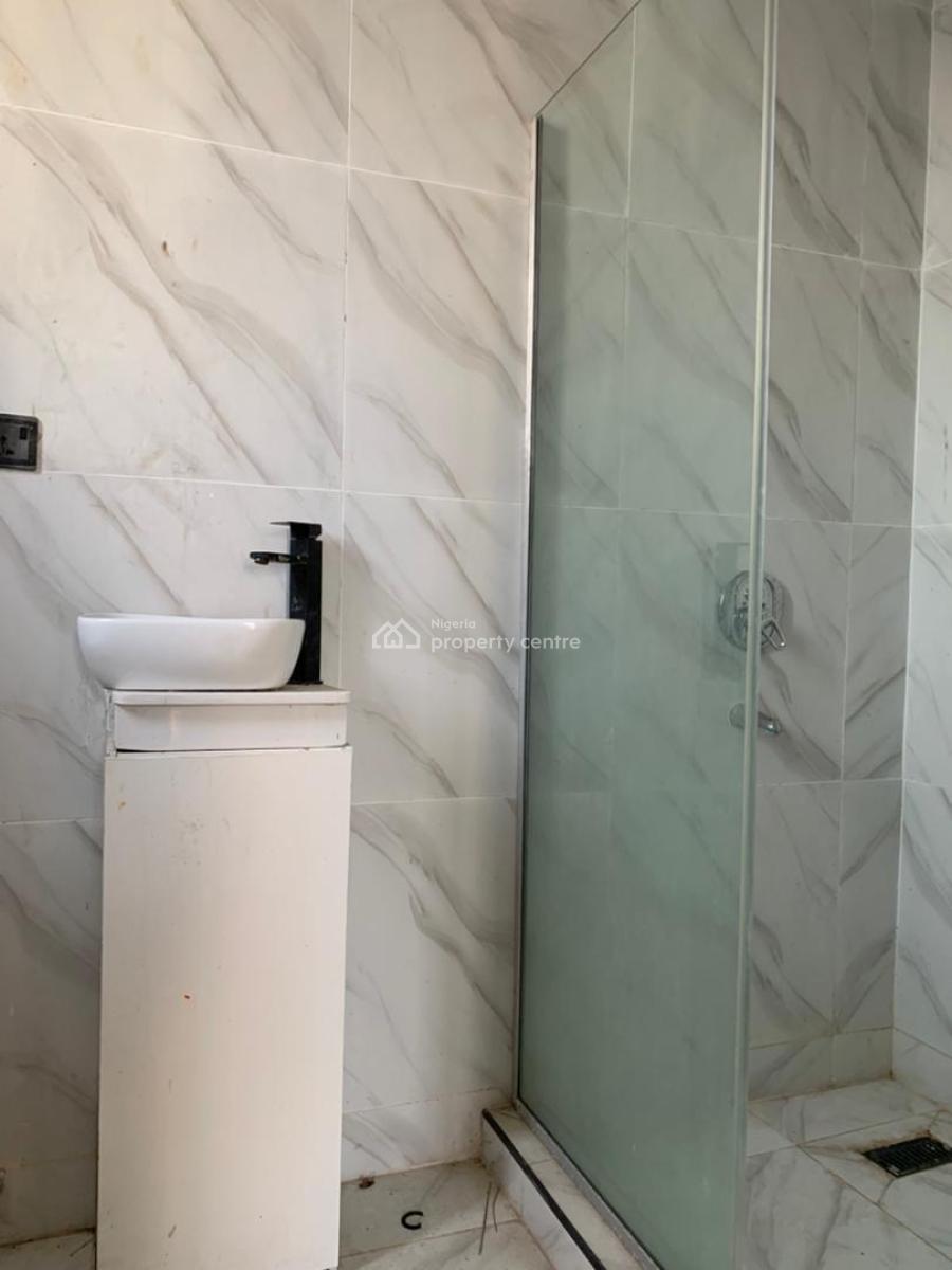 Beautiful 2 Bedroom Apartment, Ologolo, Lekki, Lagos, Flat / Apartment for Rent