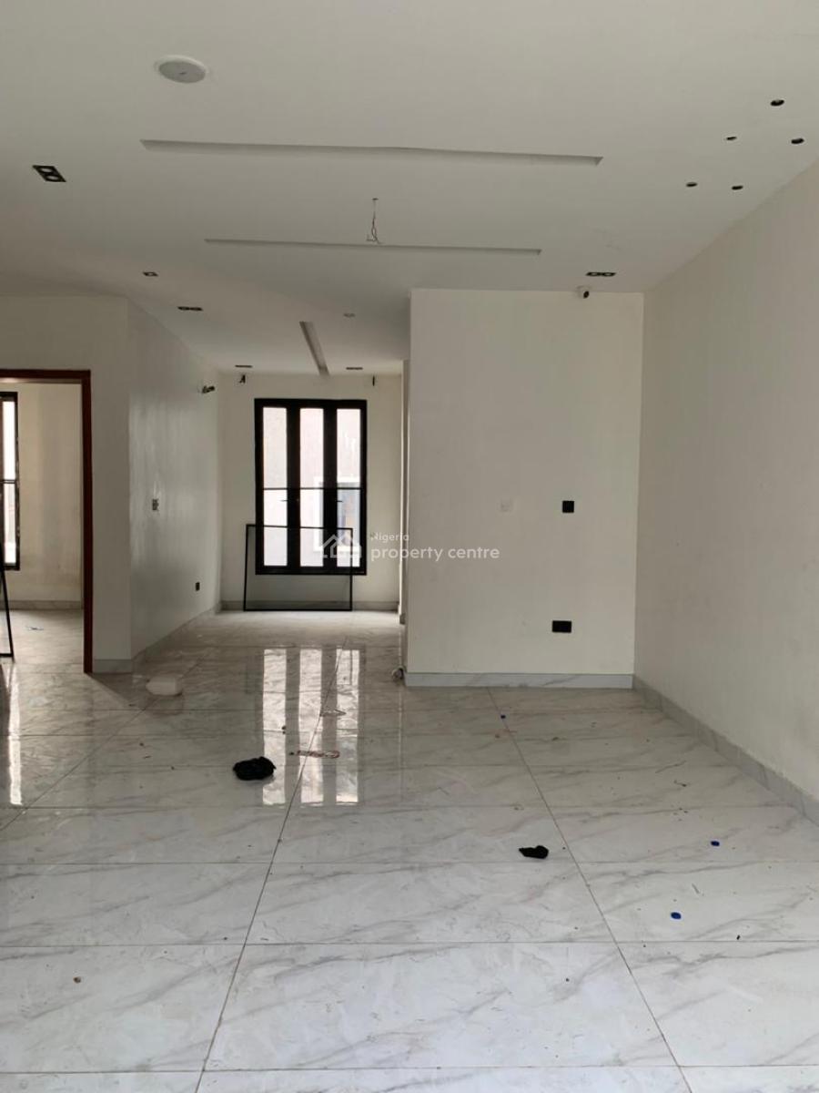 Beautiful 2 Bedroom Apartment, Ologolo, Lekki, Lagos, Flat / Apartment for Rent