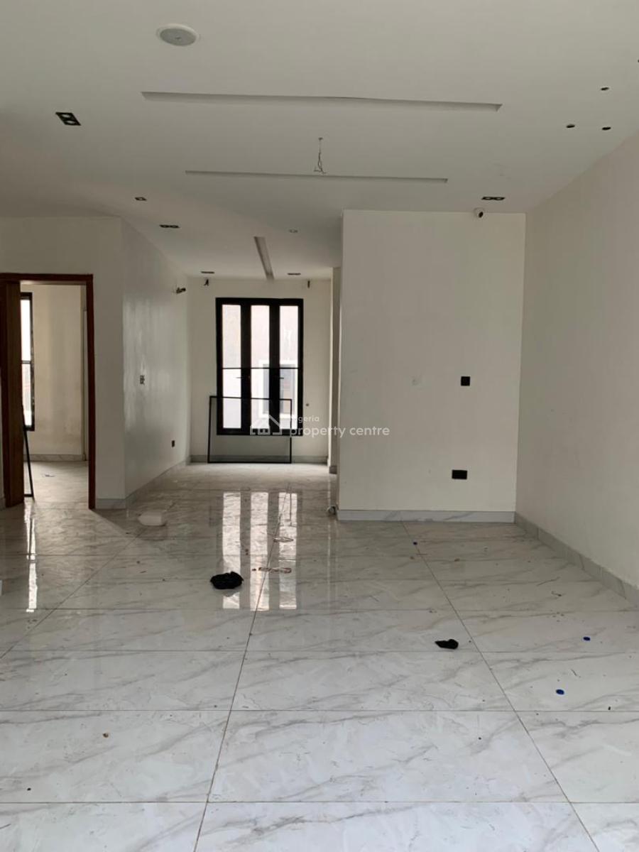 Beautiful 2 Bedroom Apartment, Ologolo, Lekki, Lagos, Flat / Apartment for Rent
