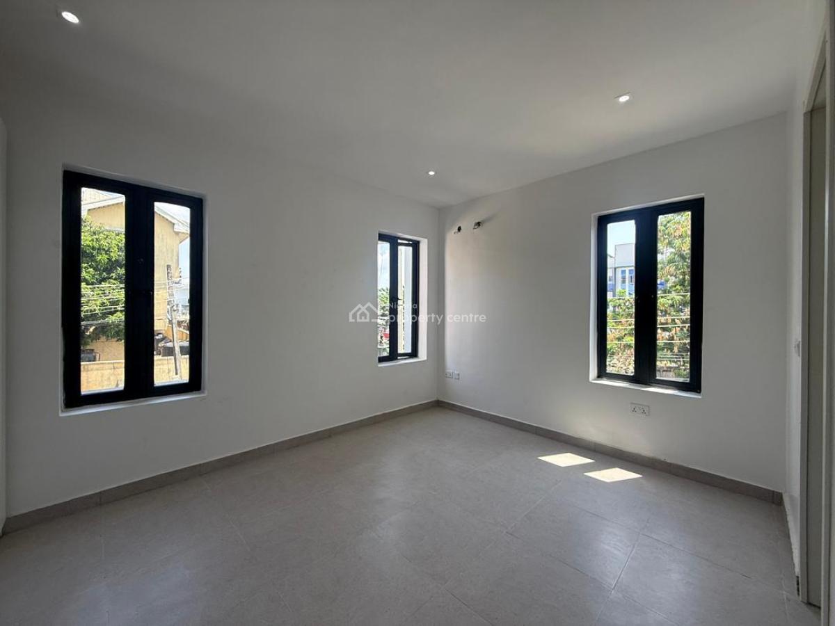 Fully Serviced 2 Bedroom Apartment, Ikate, Lekki, Lagos, Block of Flats for Sale