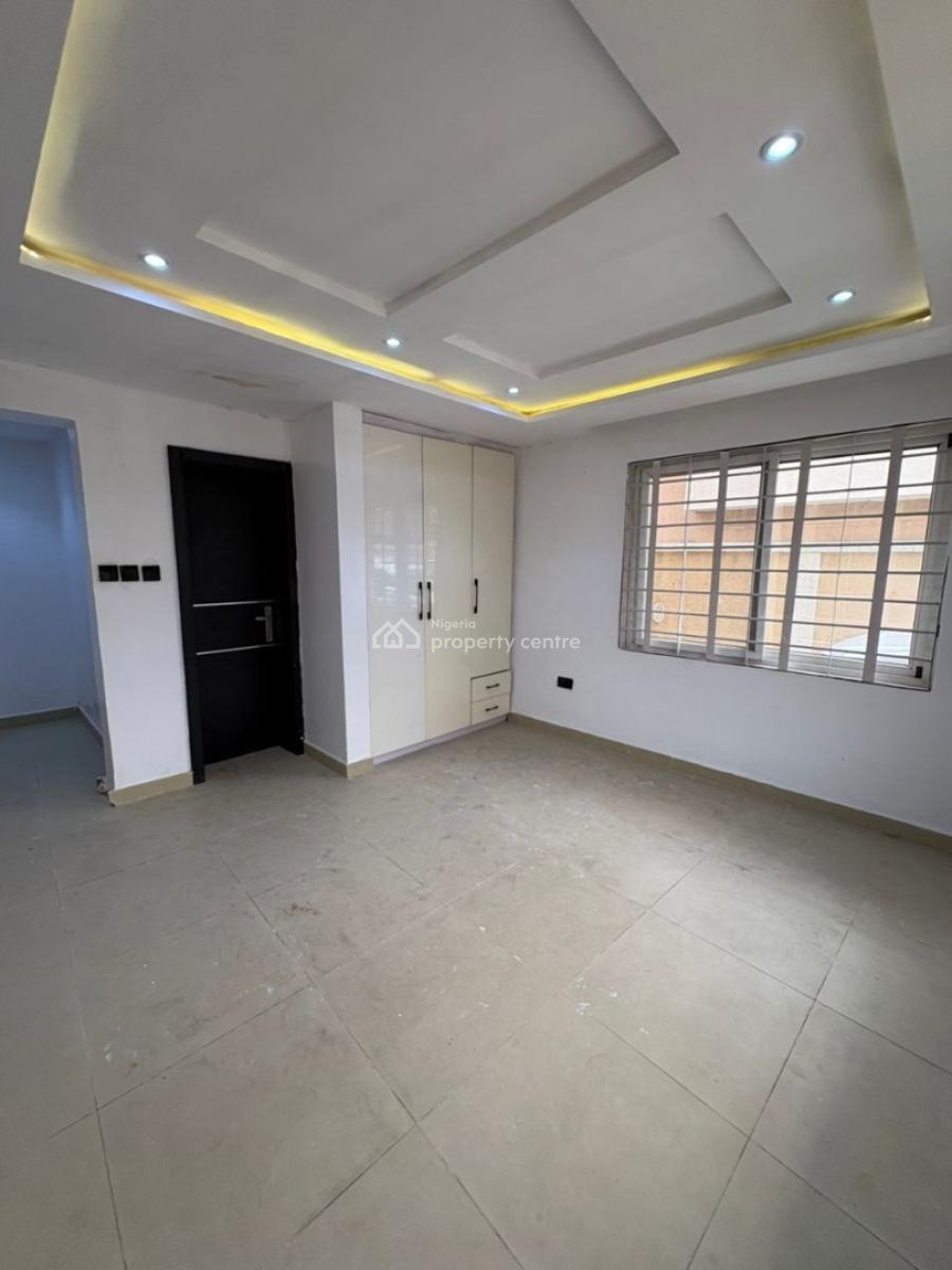 Newly Renovated 3-bedroom Apartment with Bq, Lekki, Lagos, Flat / Apartment for Sale