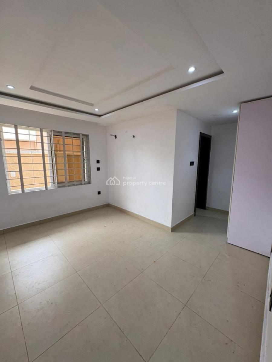 Newly Renovated 3-bedroom Apartment with Bq, Lekki, Lagos, Flat / Apartment for Sale