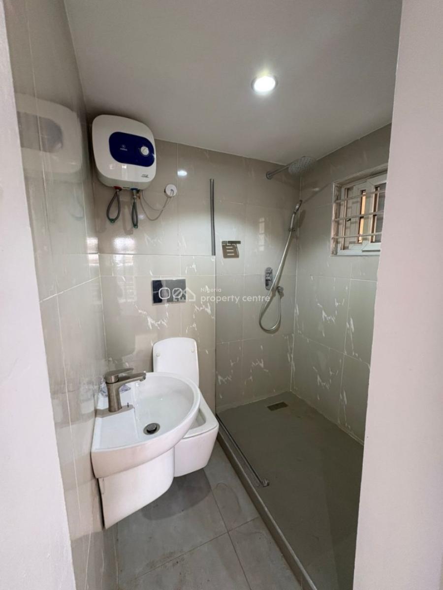 Newly Renovated 3-bedroom Apartment with Bq, Lekki, Lagos, Flat / Apartment for Sale