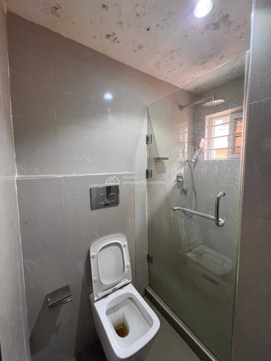 Newly Renovated 3-bedroom Apartment with Bq, Lekki, Lagos, Flat / Apartment for Sale