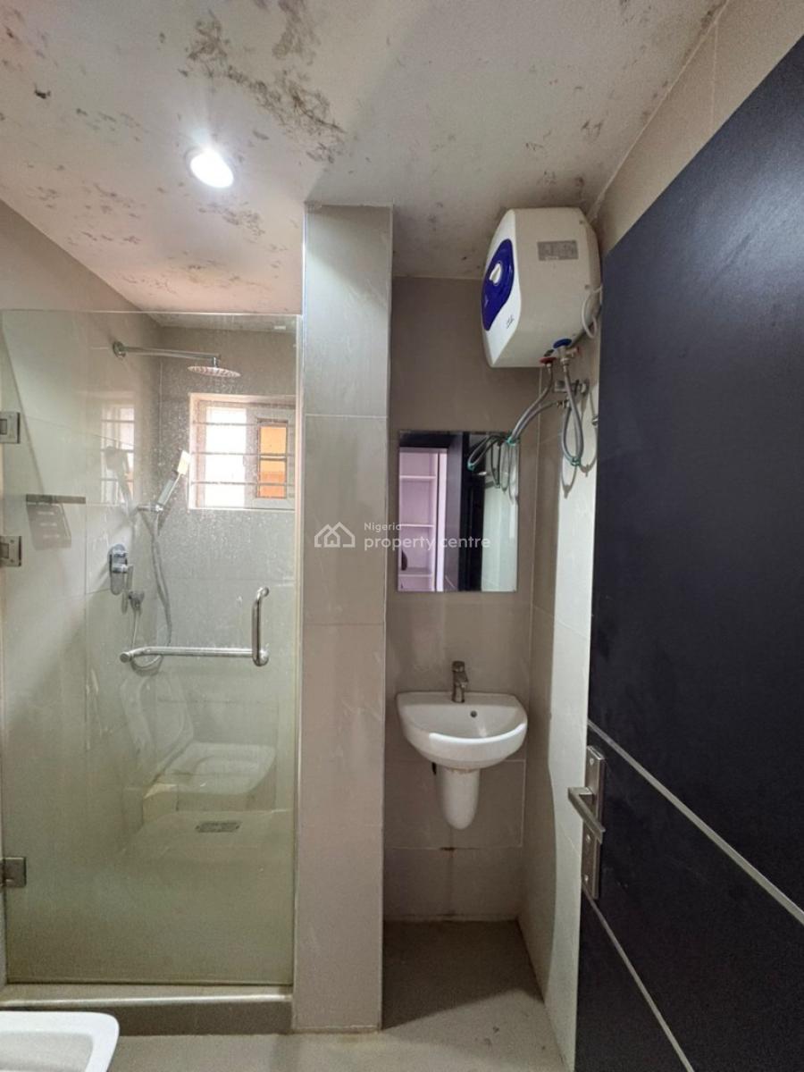 Newly Renovated 3-bedroom Apartment with Bq, Lekki, Lagos, Flat / Apartment for Sale