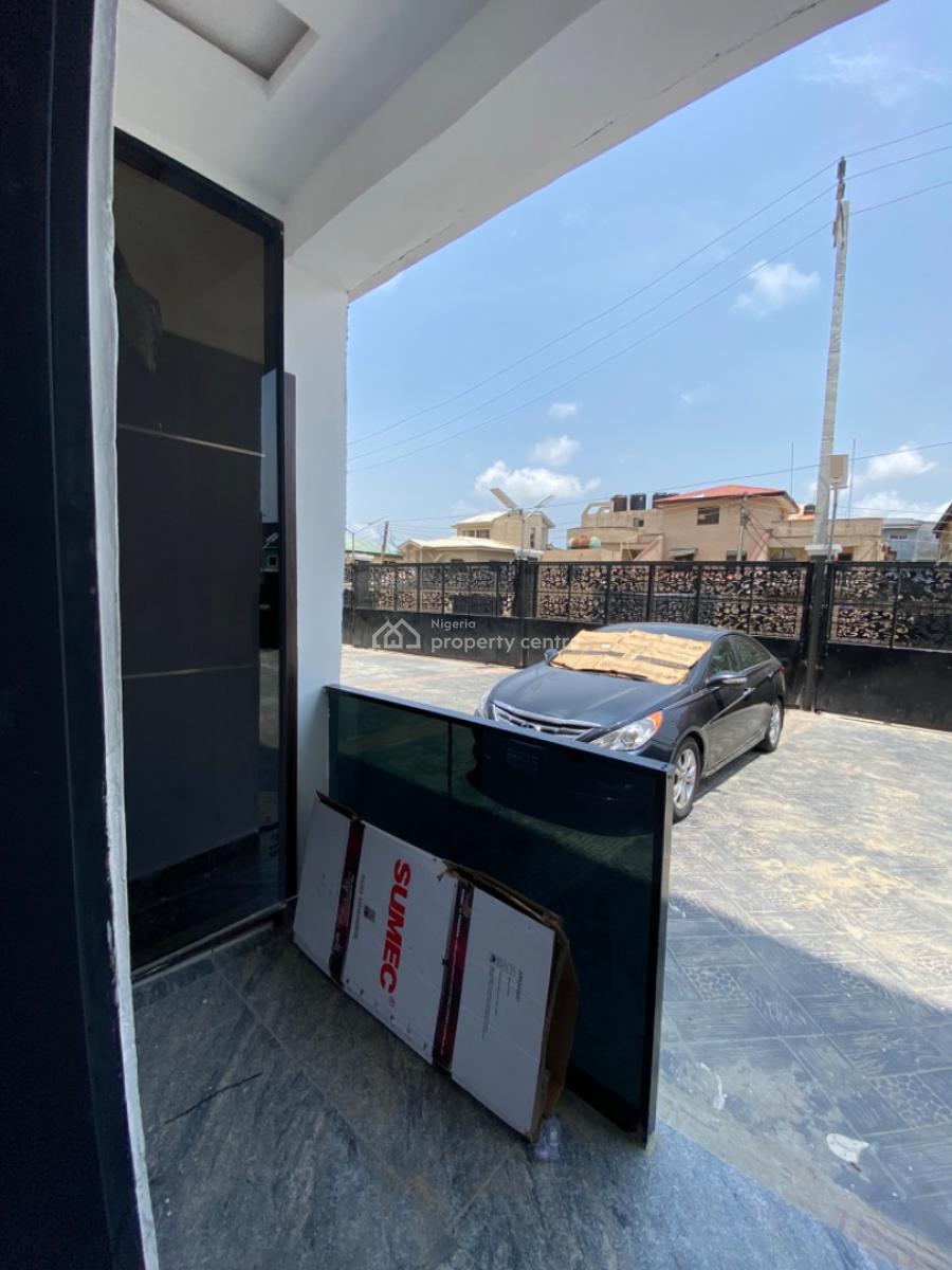 2 Bedroom Apartment, New Road, Ologolo, Lekki, Lagos, Flat / Apartment for Sale