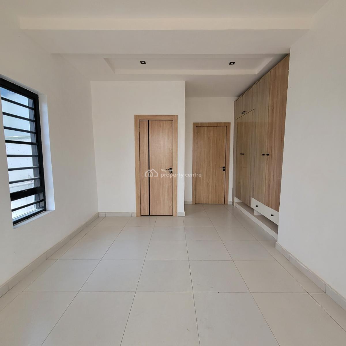 Marvelous 2 Bedroom Apartment with Pool, Elevator, Ologolo, Lekki, Lagos, Flat / Apartment for Sale