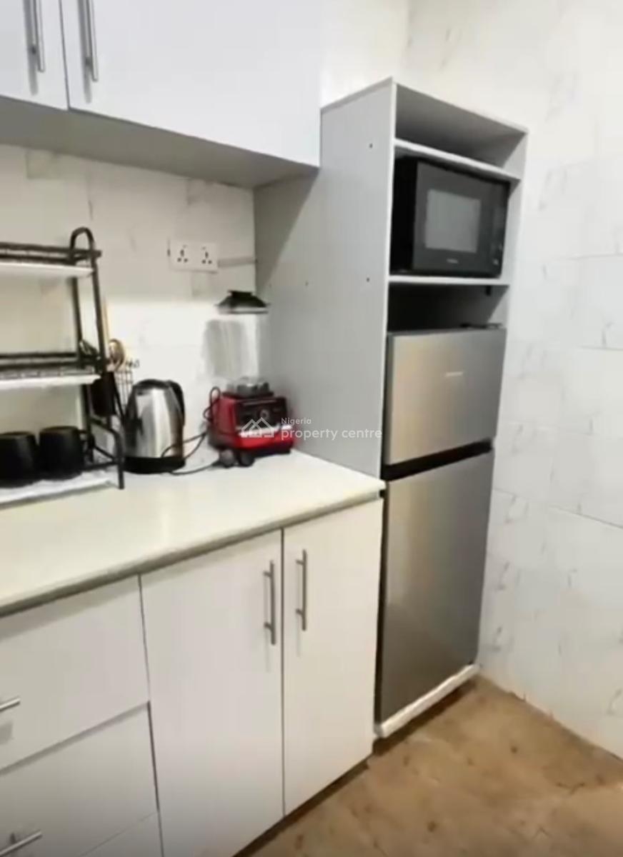 1 Bedroom Apartment, Ilaje Akoka, Bariga, Shomolu, Lagos, Flat / Apartment Short Let