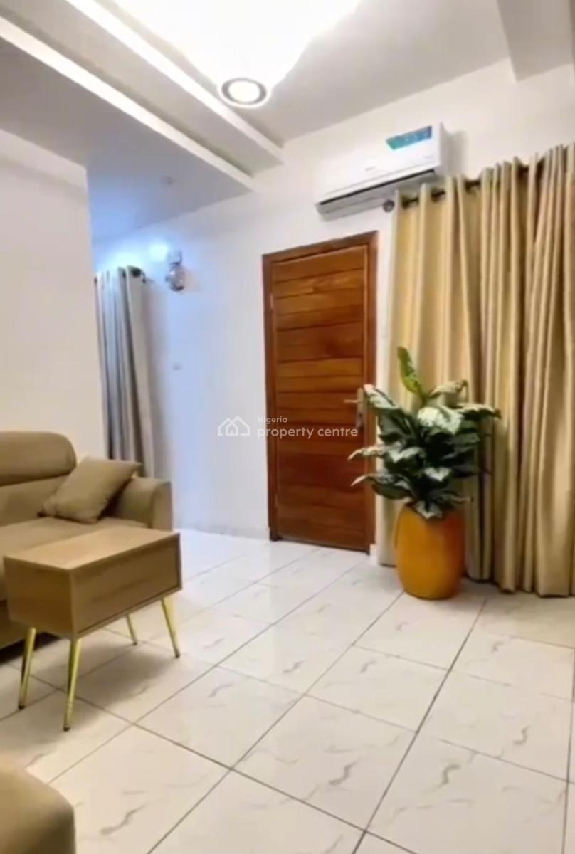 1 Bedroom Apartment, Ilaje Akoka, Bariga, Shomolu, Lagos, Flat / Apartment Short Let