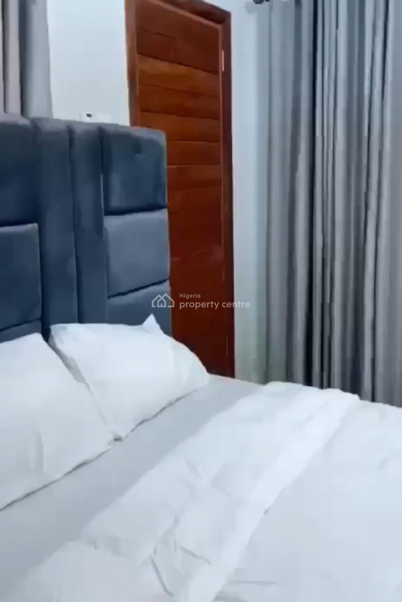1 Bedroom Apartment, Ilaje Akoka, Bariga, Shomolu, Lagos, Flat / Apartment Short Let