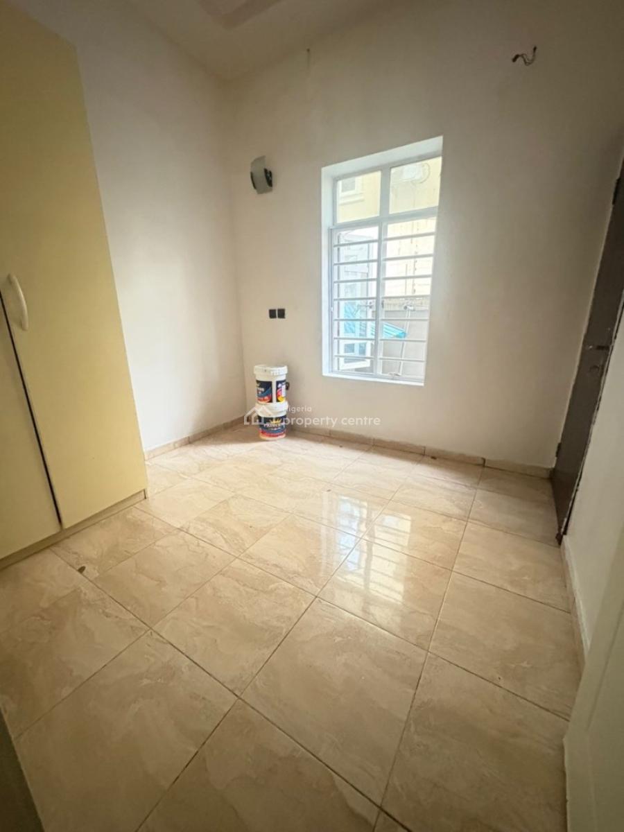Single Room in a Shared Apartment, Ikota Villa, Lekki, Lagos, Flat / Apartment for Rent