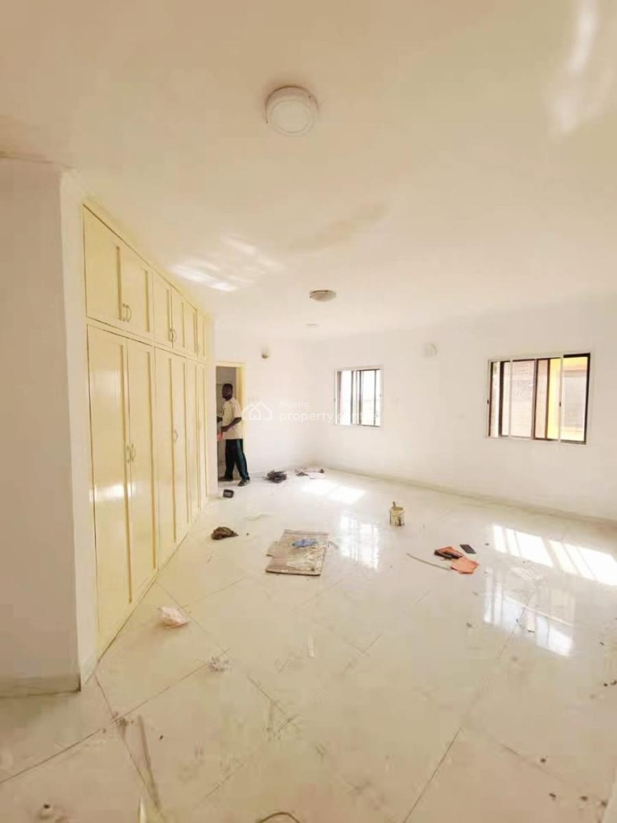 Spacious 4-bedroom Penthouse, Lekki Phase 1, Lekki, Lagos, Flat / Apartment for Rent