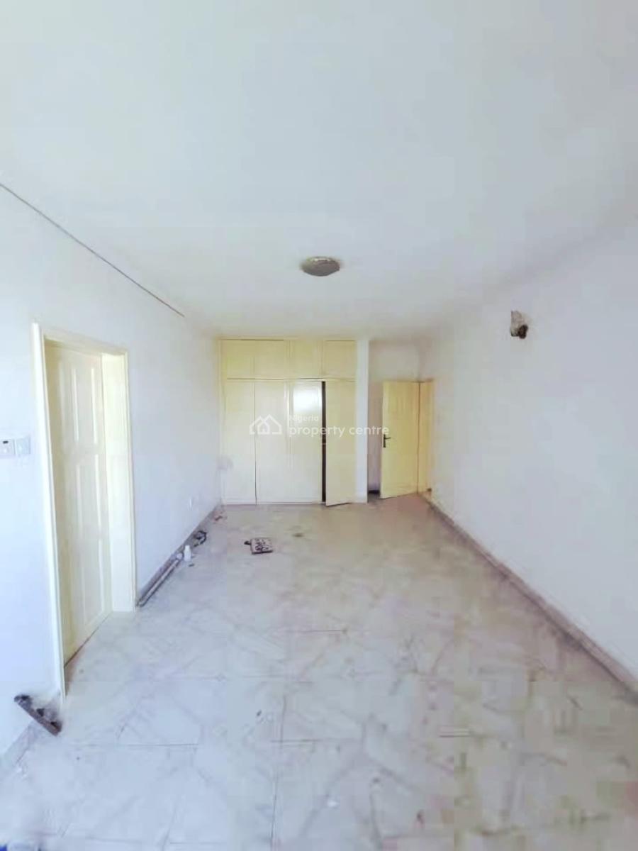 Spacious 4-bedroom Penthouse, Lekki Phase 1, Lekki, Lagos, Flat / Apartment for Rent
