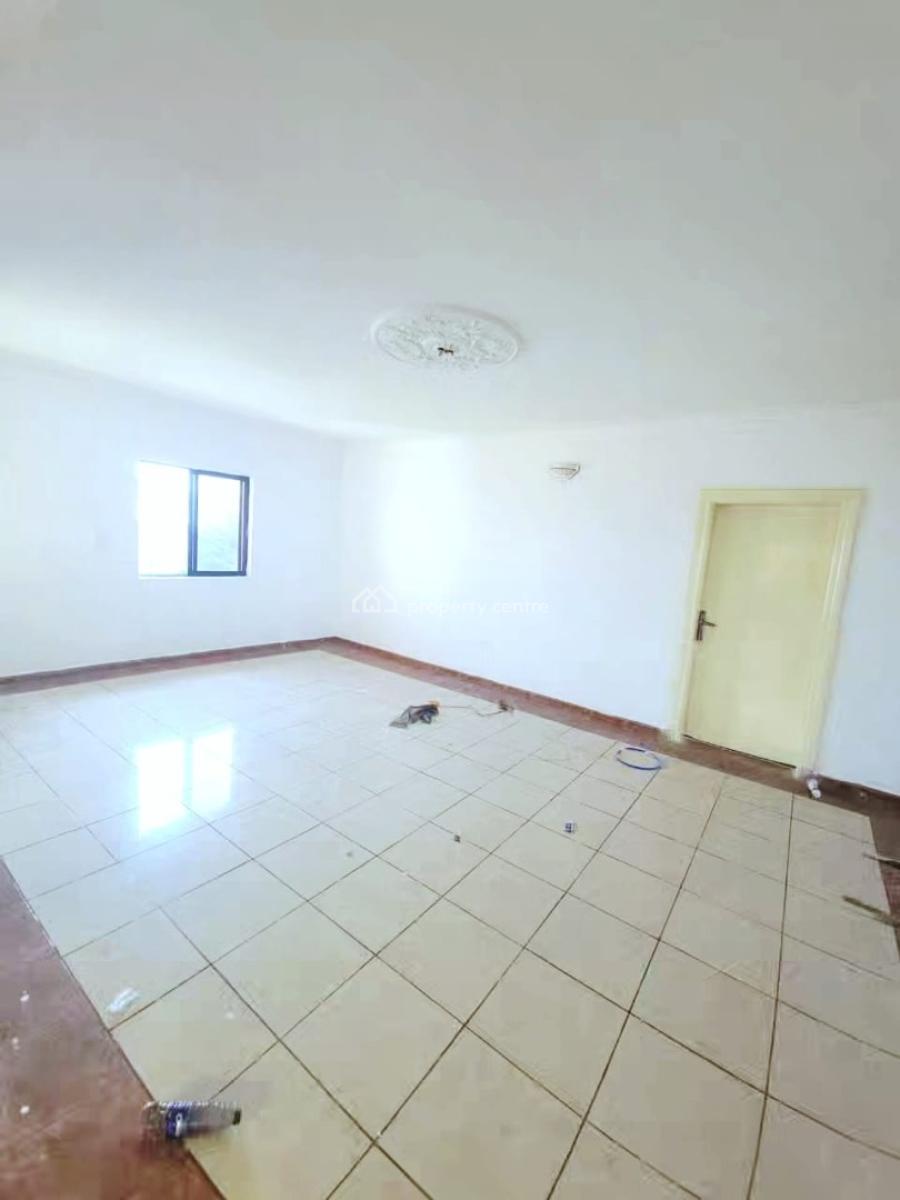 Spacious 4-bedroom Penthouse, Lekki Phase 1, Lekki, Lagos, Flat / Apartment for Rent