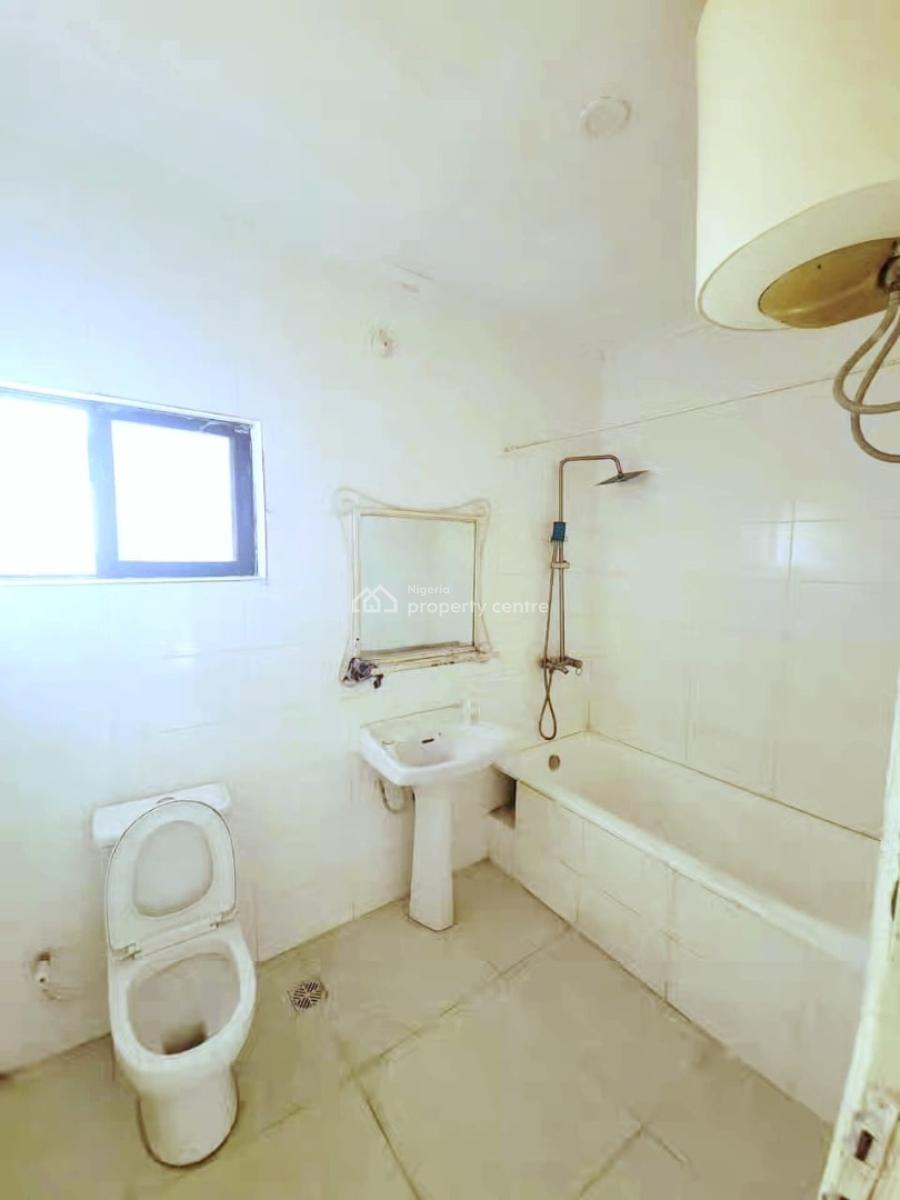 Spacious 4-bedroom Penthouse, Lekki Phase 1, Lekki, Lagos, Flat / Apartment for Rent